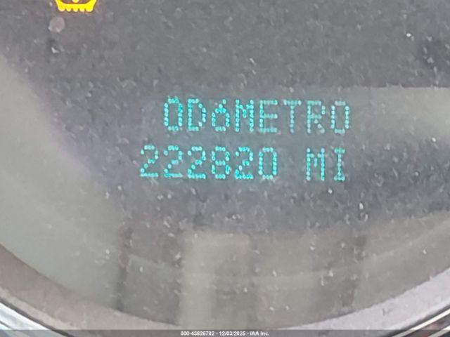 Chevrolet Silverado 2500 Work Truck Image 14