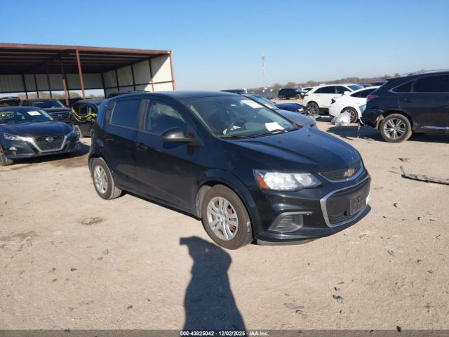 Chevrolet Sonic Fwd  1fl 5-door Image 1