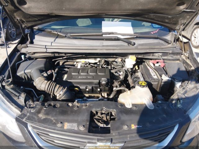 Chevrolet Sonic Fwd  1fl 5-door Image 2