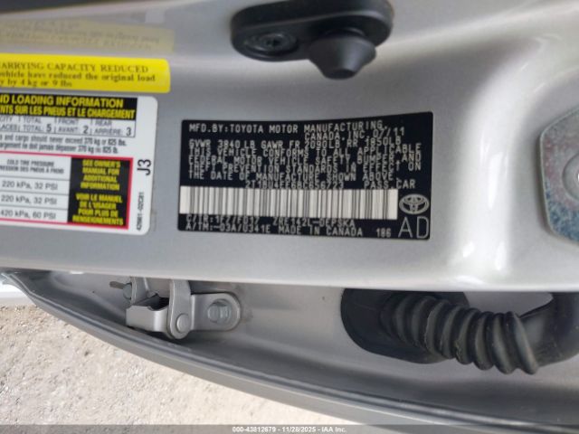 Toyota Corolla S Image 2