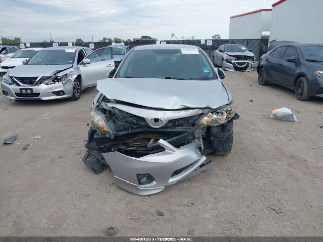 Toyota Corolla S Image 16