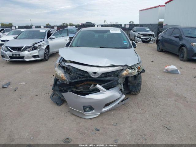 Toyota Corolla S Image 16