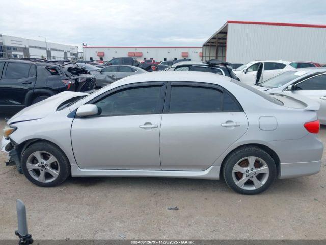 Toyota Corolla S Image 8