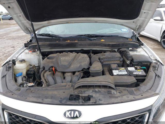 Kia Optima Lx Image 7