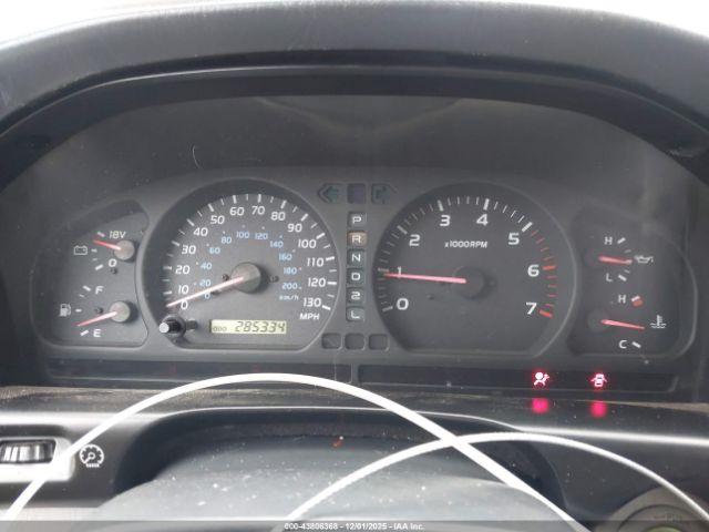 Toyota Land Cruiser Image 2