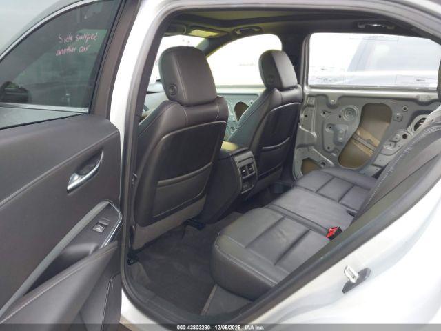 Cadillac XT4 Fwd Premium Luxury Image 7