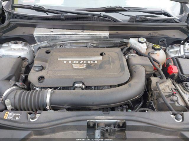 Cadillac XT4 Fwd Premium Luxury Image 11