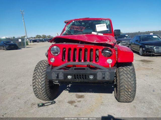 Jeep Wrangler Sahara Image 7