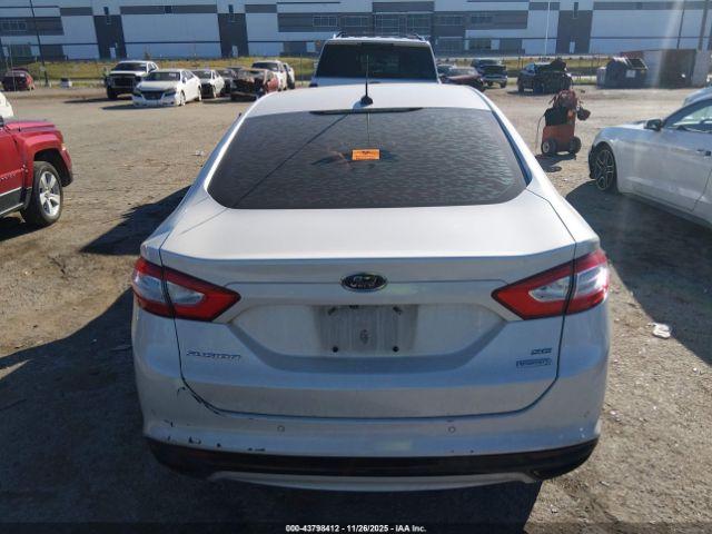 Ford Fusion Se Image 2