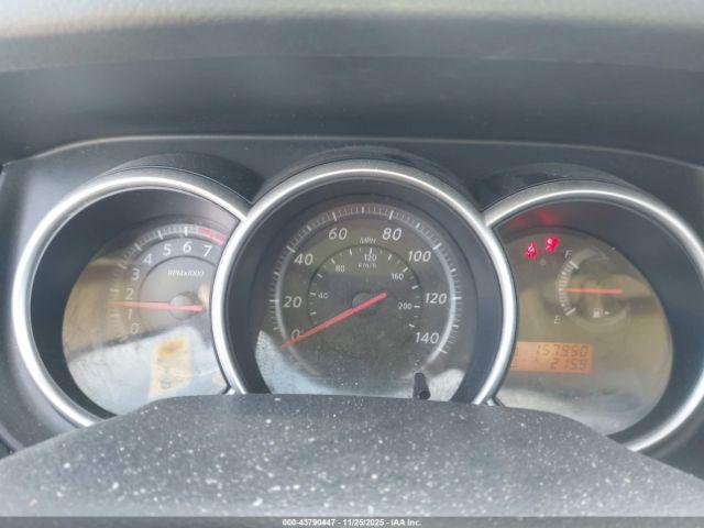 Nissan Versa 1.8s Image 3