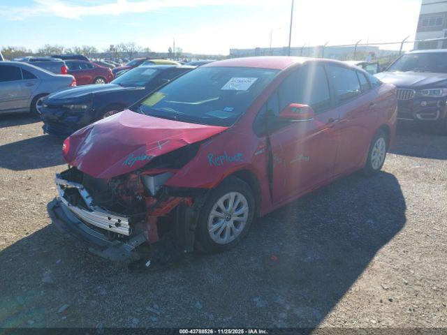 Toyota Prius Le Image 4