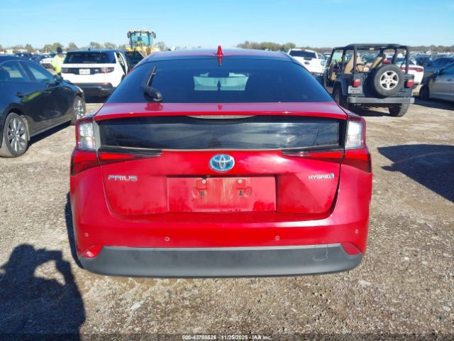 Toyota Prius Le Image 8