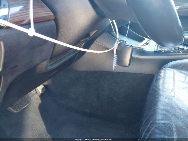 Toyota Avalon Xle Image 14