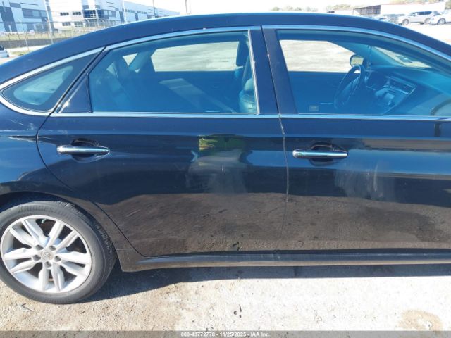 Toyota Avalon Xle Image 4