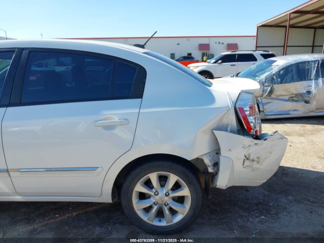 Nissan Sentra 2.0sl Image 13