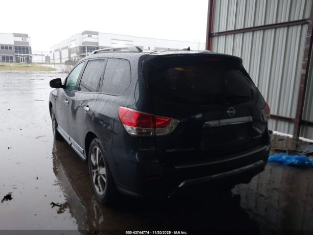 Nissan Pathfinder Platinum Image 12
