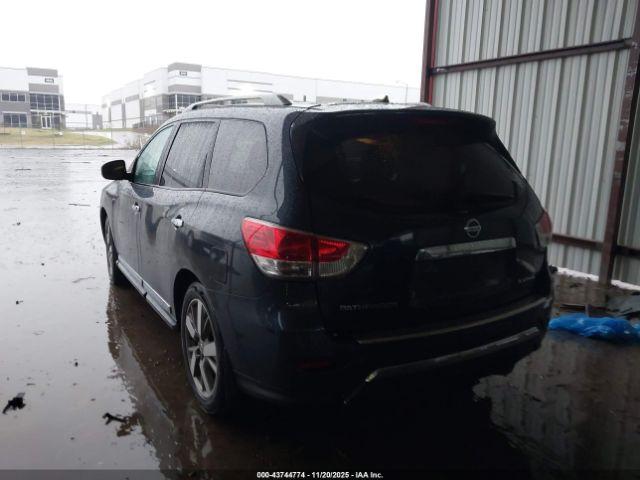 Nissan Pathfinder Platinum Image 12