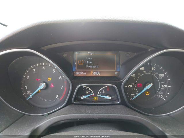 Ford Focus Se Image 9