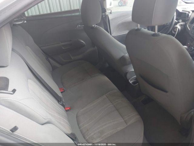 Chevrolet Sonic 2lt Image 7