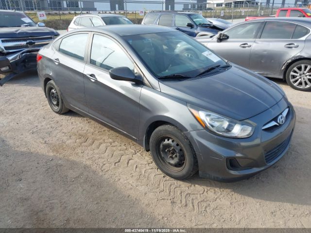 Hyundai ACCENT Gls Image 1