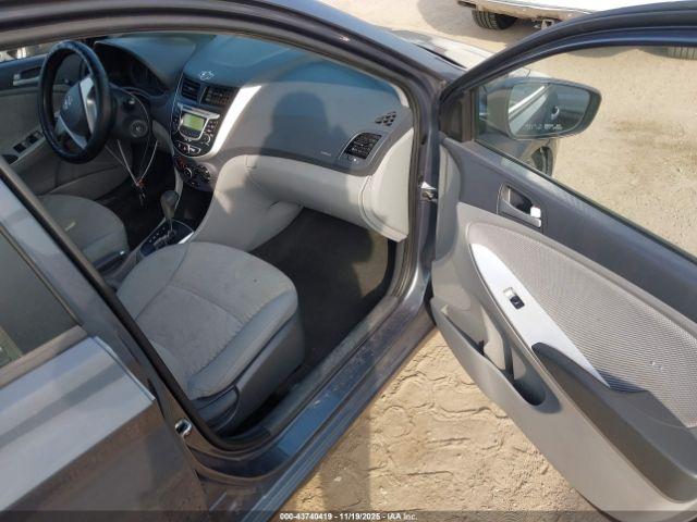 Hyundai ACCENT Gls Image 6