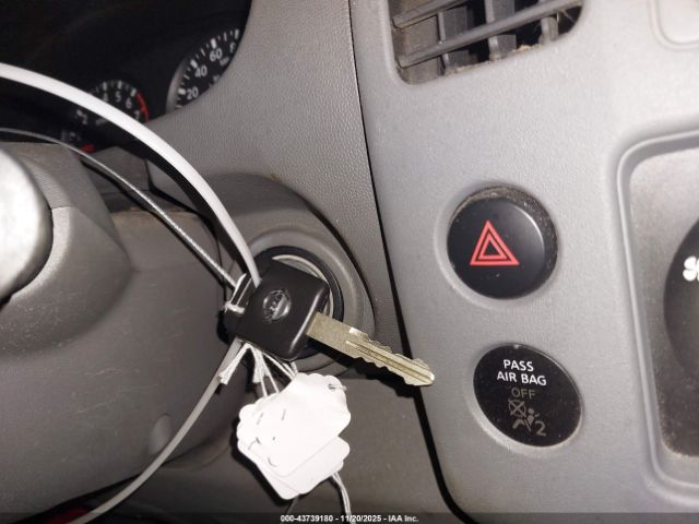 Nissan Frontier Se Image 15