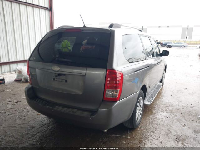 Kia Sedona Lx Image 5