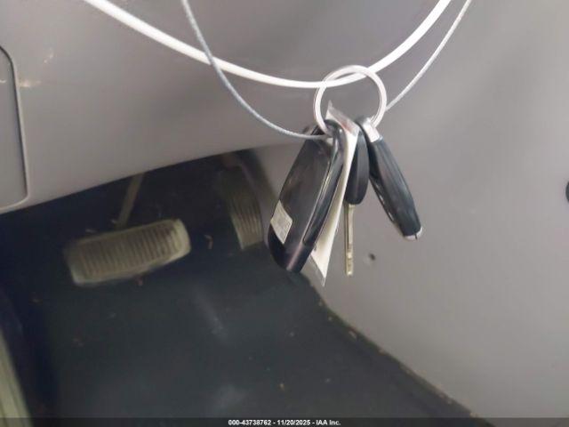 Kia Sedona Lx Image 9