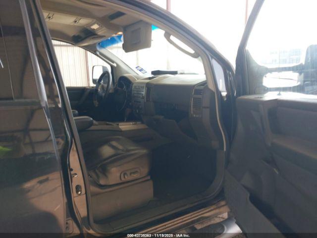 Nissan Titan Le Image 9