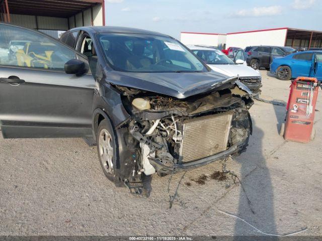 Ford Escape S Image 3