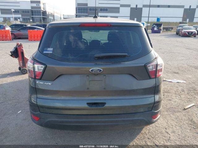 Ford Escape S Image 13