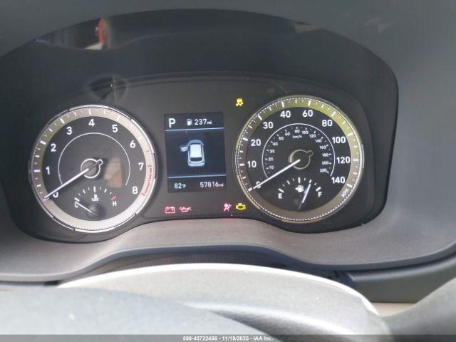 Hyundai VENUE Denim Image 3