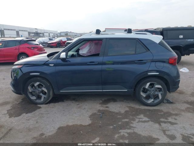 Hyundai VENUE Denim Image 7