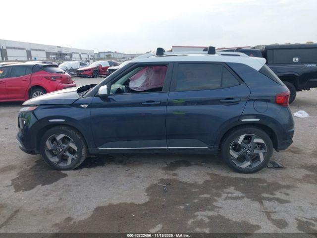 Hyundai VENUE Denim Image 7