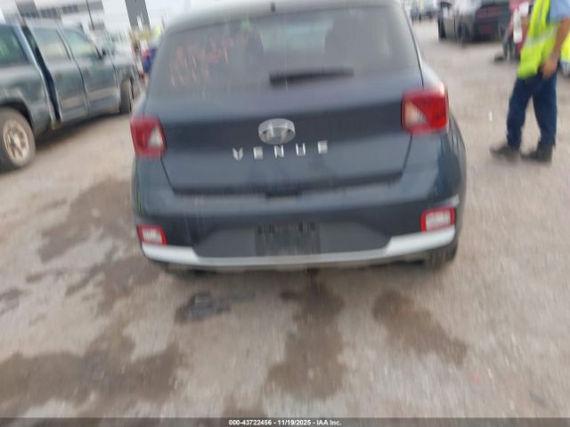 Hyundai VENUE Denim Image 8