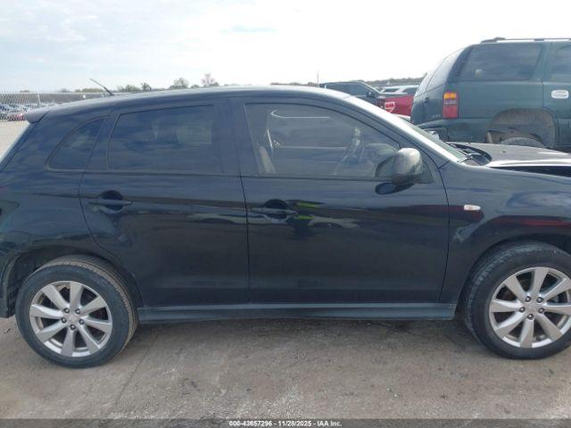 Mitsubishi Outlander Es Image 10