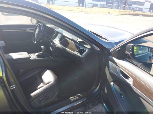 Genesis G80 3.8 Image 3