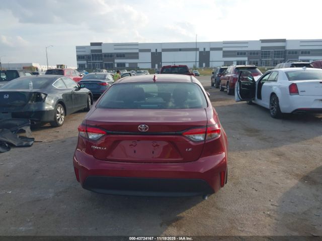 Toyota Corolla Le Image 12