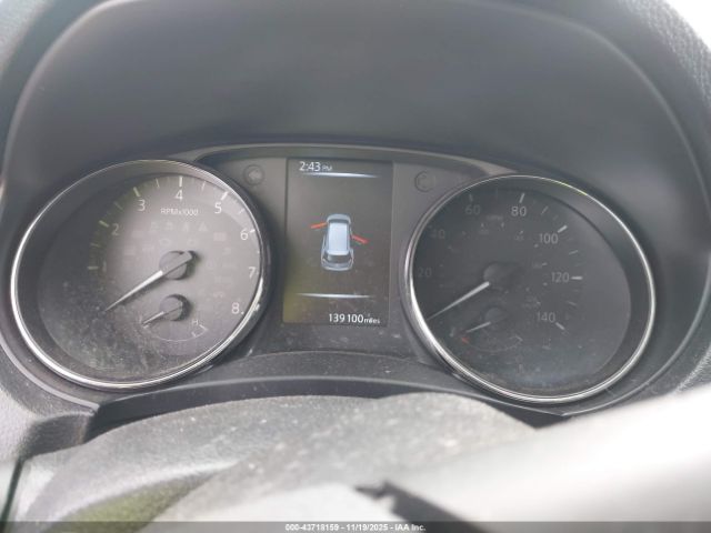 Nissan Rogue S Image 10