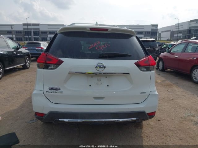 Nissan Rogue S Image 8