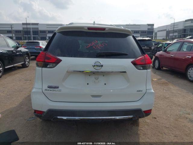 Nissan Rogue S Image 8