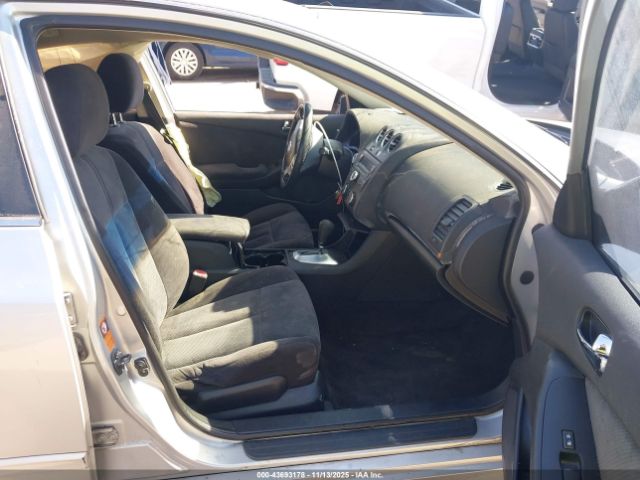 Nissan Altima 2.5 S Image 12