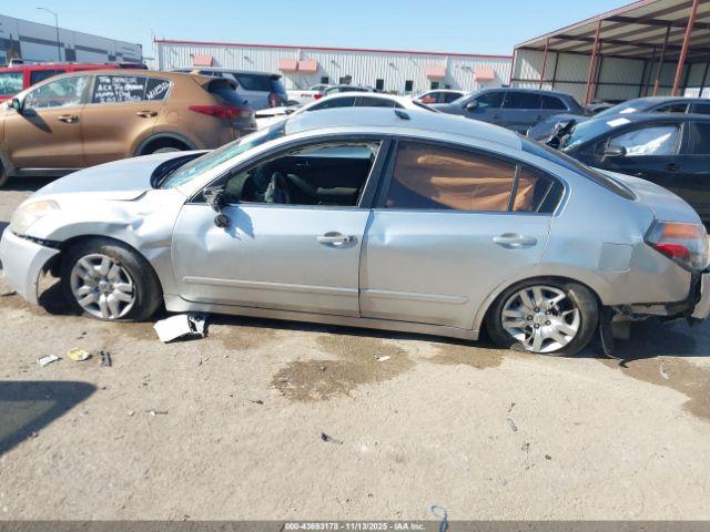 Nissan Altima 2.5 S Image 10