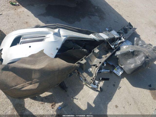 Cadillac XTS Luxury Image 12