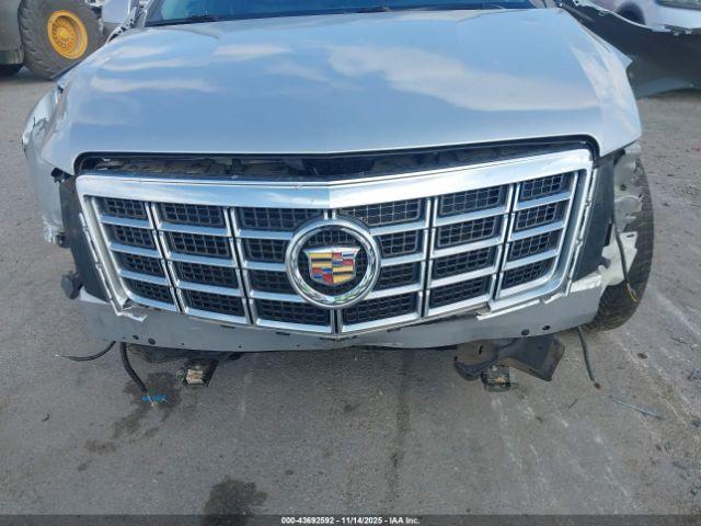 Cadillac XTS Luxury Image 6