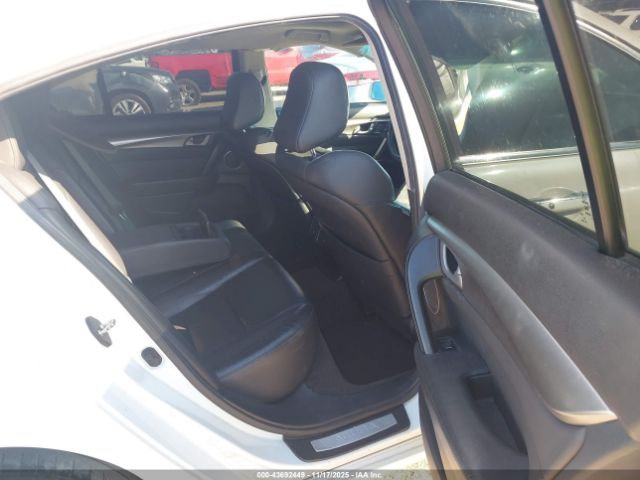 Acura TL 3.5 Image 11