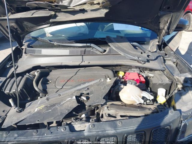 Jeep Compass Altitude Fwd Image 7