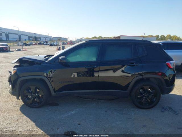 Jeep Compass Altitude Fwd Image 5