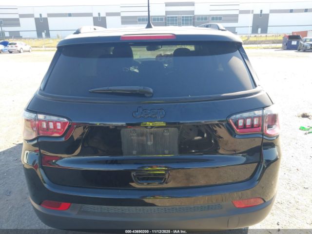 Jeep Compass Altitude Fwd Image 3