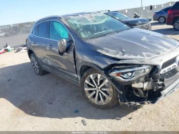  Salvage Mercedes-Benz GLA